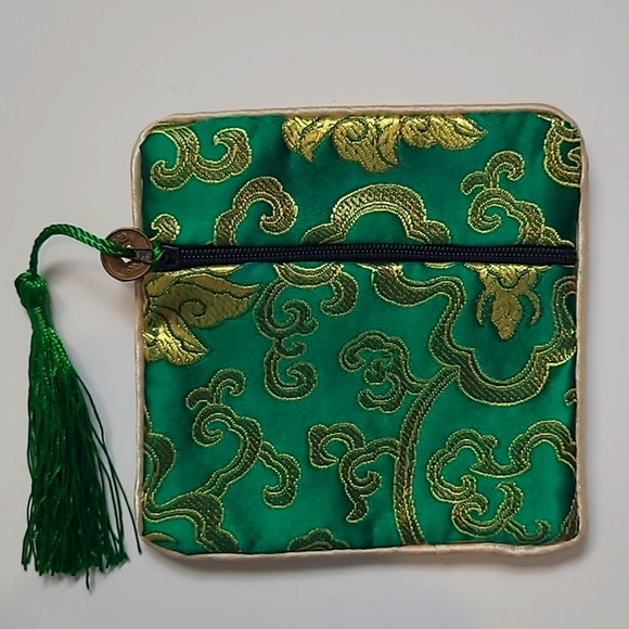 Embriodery Zipper Square Pouch 4 3/4" × 4 3/4" - Picture 4 of 4